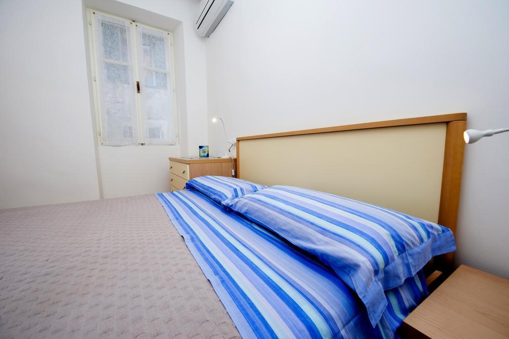 Apartment Al Porto Rovinj Quarto foto